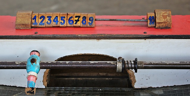 使得他即使 使得他即使